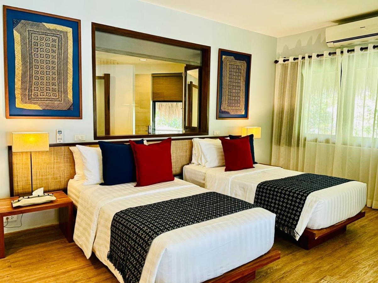 Amun Ini Beach Resort & Spa Anda  Exterior photo