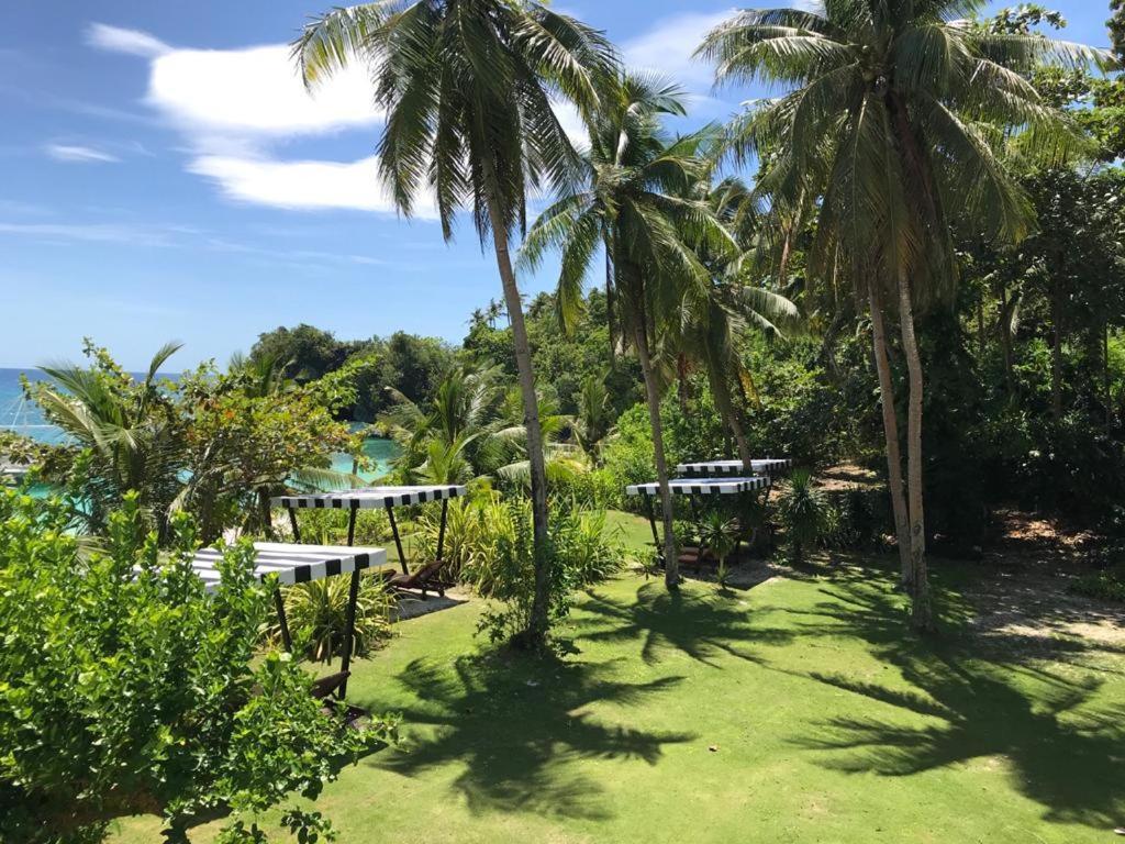 Amun Ini Beach Resort & Spa Anda  Exterior photo