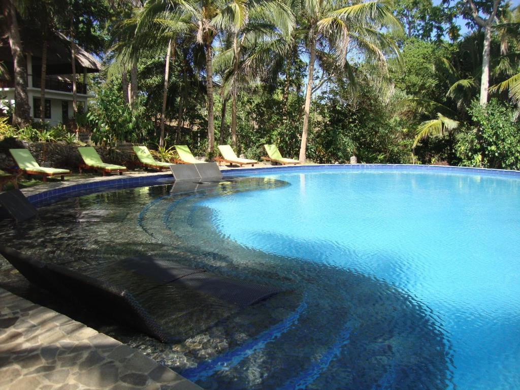 Amun Ini Beach Resort & Spa Anda  Exterior photo